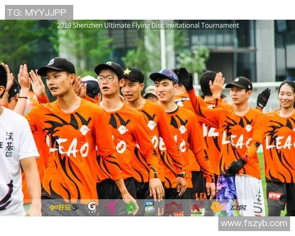深圳飞盘队配合引发热议球迷与专家各执己见探讨战术争议
